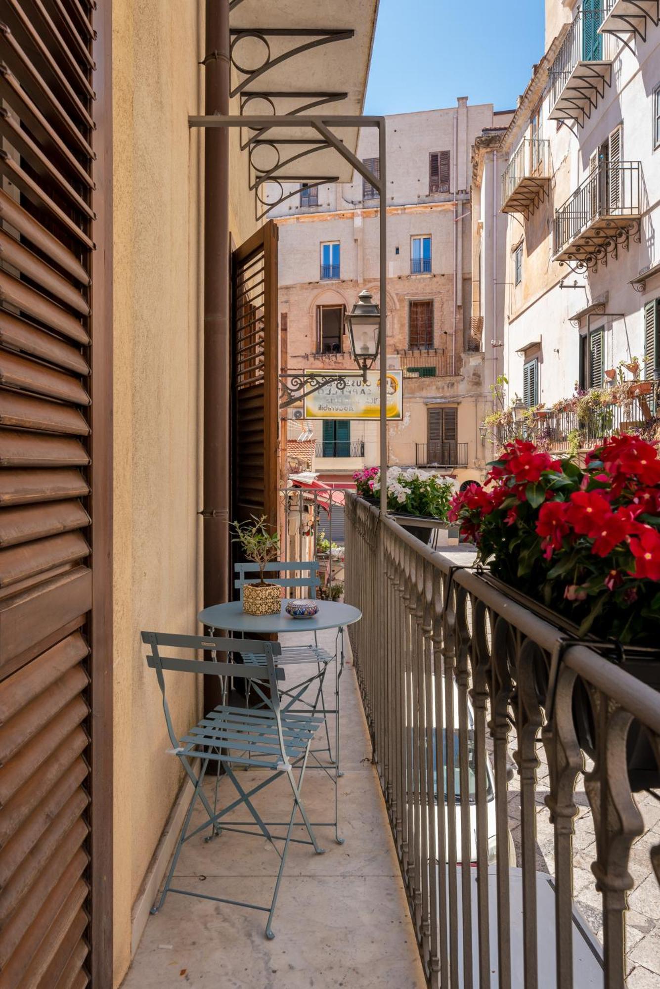 Le Porte Del Kassaro Palermo Eksteriør billede
